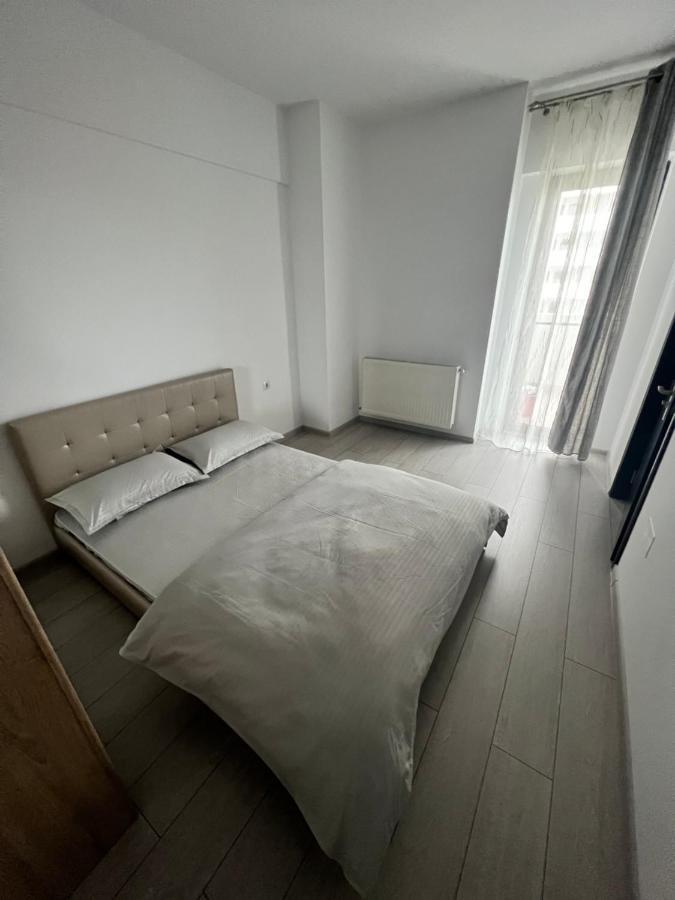 The Bliss Apartment Râmnicu Vâlcea Exterior foto