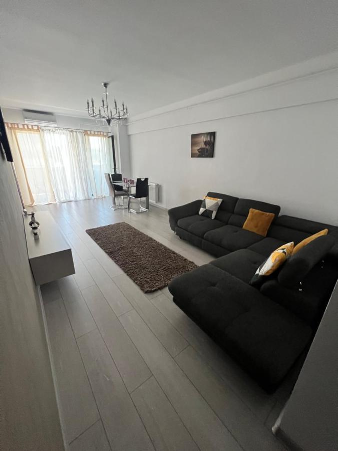 The Bliss Apartment Râmnicu Vâlcea Exterior foto